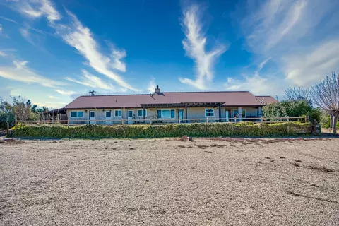 8950 Elm St, Phelan, CA 92371 photo 10