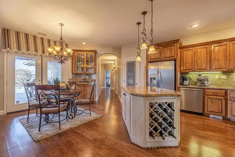 411 Mesquite Dr, Tehachapi, CA 93561 photo 6