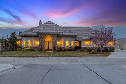 411 Mesquite Dr, Tehachapi, CA 93561 photo 1