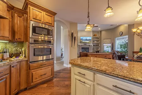 411 Mesquite Dr, Tehachapi, CA 93561 photo 8