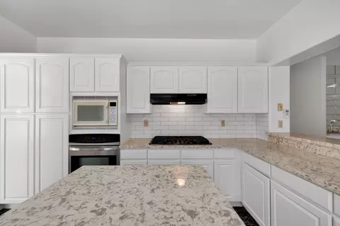 7222 Parkside Ln, Lancaster, CA 93536 photo 11