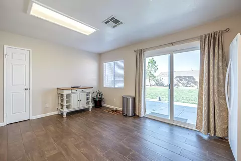 6133 Treehaven Ct, Lancaster, CA 93536 photo 22