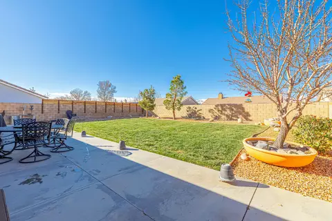 6133 Treehaven Ct, Lancaster, CA 93536 photo 24