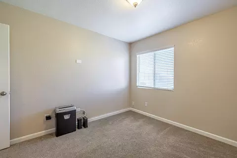 6133 Treehaven Ct, Lancaster, CA 93536 photo 17