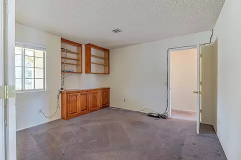 558 Foreston Dr, Palmdale, CA 93550 photo 12
