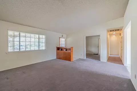 558 Foreston Dr, Palmdale, CA 93550 photo 6