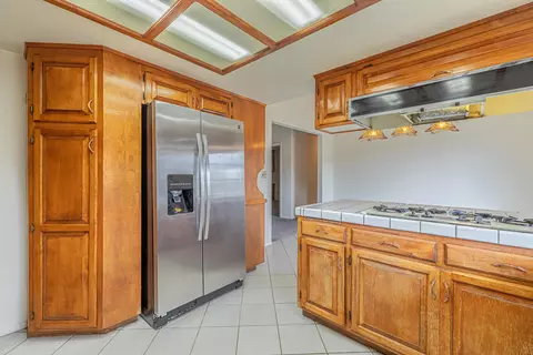 558 Foreston Dr, Palmdale, CA 93550 photo 11