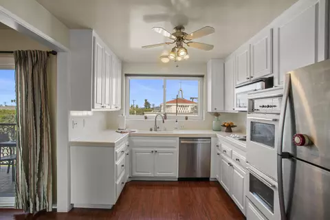 232 Junipero Ave #D3, Long Beach, CA 90803 photo 8