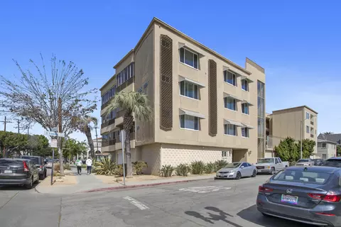 232 Junipero Ave #D3, Long Beach, CA 90803 photo 2