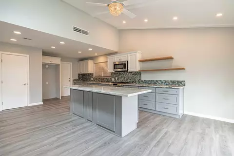 2528 Marcella St, Lancaster, CA 93536 photo 8