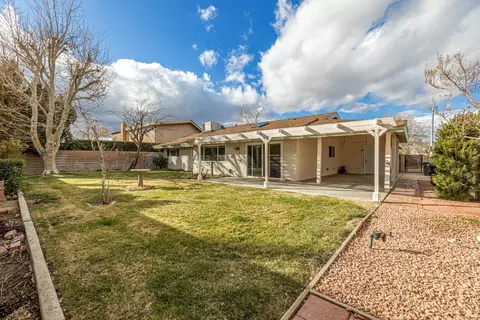 2528 Marcella St, Lancaster, CA 93536 photo 28