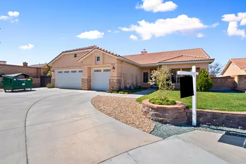 42863 Flag St, Lancaster, CA 93536 photo 41