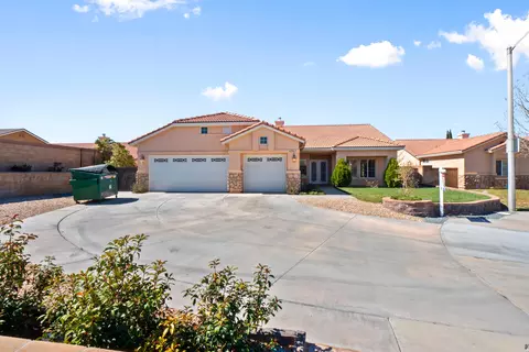 42863 Flag St, Lancaster, CA 93536 photo 40