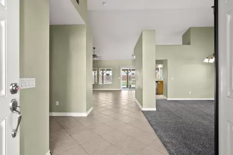 42863 Flag St, Lancaster, CA 93536 photo 4