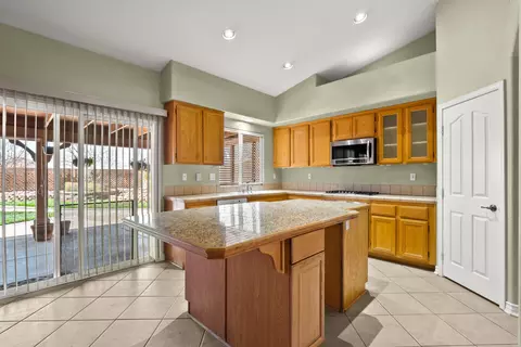 42863 Flag St, Lancaster, CA 93536 photo 12