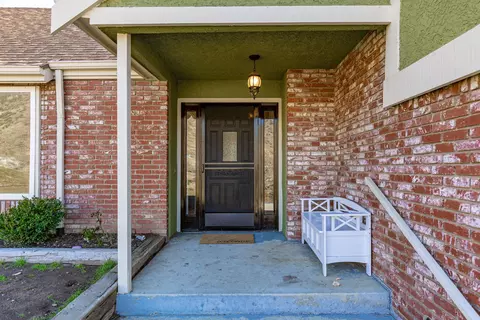 26520 Columbia Way, Tehachapi, CA 93561 photo 4