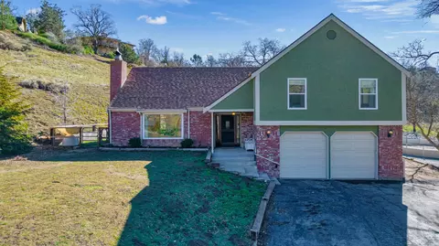 26520 Columbia Way, Tehachapi, CA 93561 photo 1