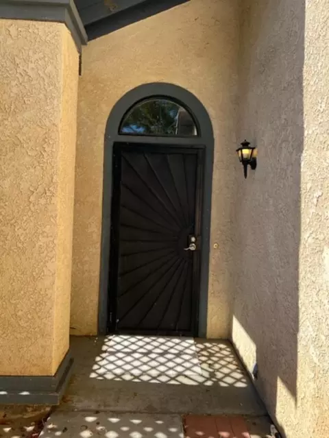 1520 E Kettering St, Lancaster, CA 93535 photo 3