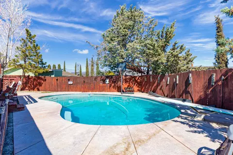 20128 Mesa Dr, Tehachapi, CA 93561 photo 23