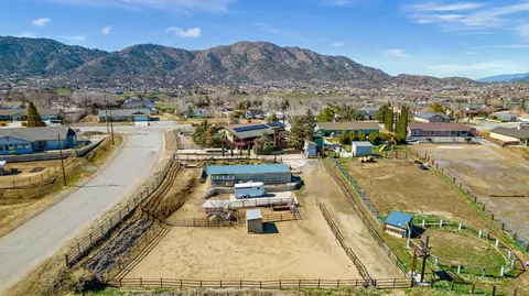 20128 Mesa Dr, Tehachapi, CA 93561 photo 29