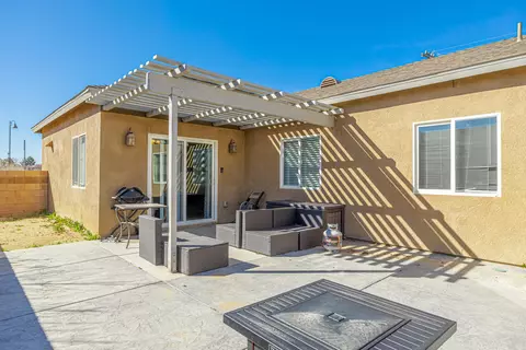 549 W Jackman St, Lancaster, CA 93534 photo 24