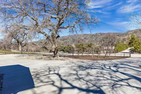 26700 Columbia Way, Tehachapi, CA 93561 photo 31