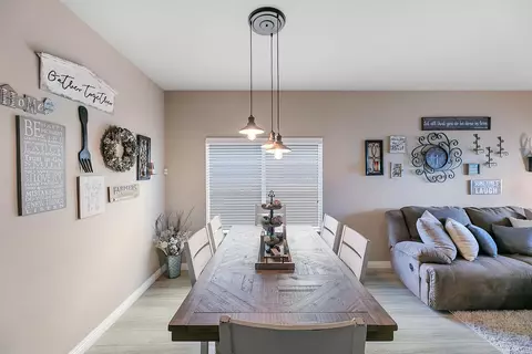 2037 Hart St, Lancaster, CA 93536 photo 8