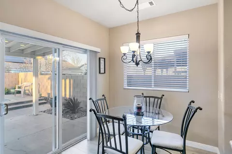 2037 Hart St, Lancaster, CA 93536 photo 15