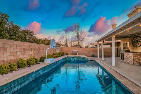 2037 Hart St, Lancaster, CA 93536 photo 31
