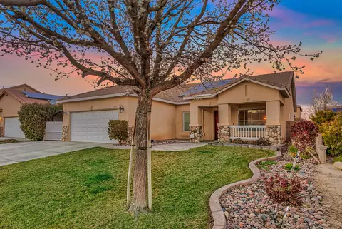 2037 Hart St, Lancaster, CA 93536 photo 1
