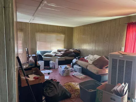 10580 Bob St, Mojave, CA 93501 photo 2