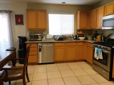 3107 Newgrove St E, Lancaster, CA 93535 photo 6