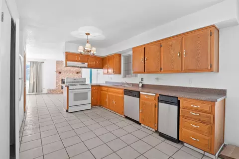 15923 Edwin St, Mojave, CA 93501 photo 5