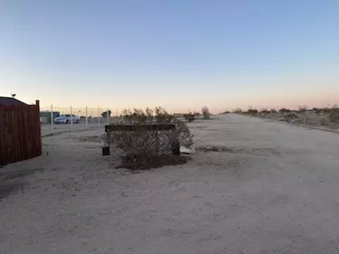 46629 E 198th St, Lancaster, CA 93535 photo 3
