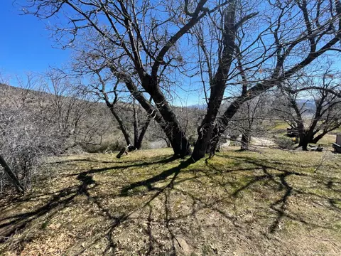 30221 Starland Dr, Tehachapi, CA 93561 photo 3