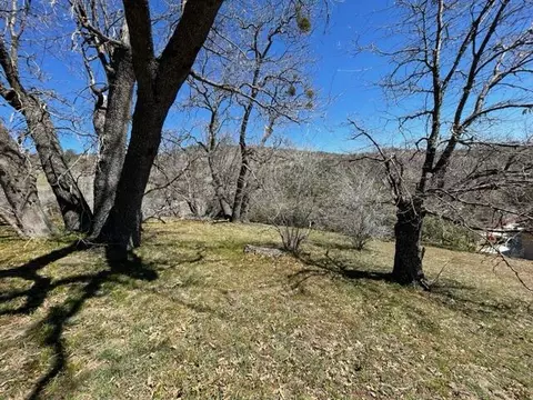 30221 Starland Dr, Tehachapi, CA 93561 photo 1