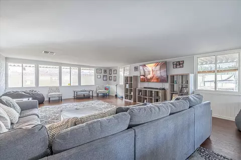 44621 12th St E, Lancaster, CA 93535 photo 16