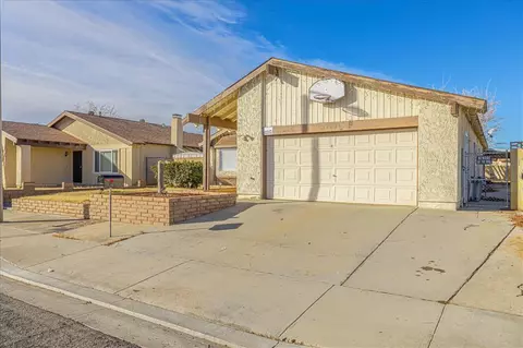 44621 12th St E, Lancaster, CA 93535 photo 1