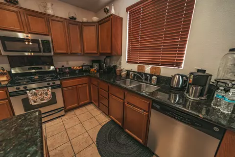 44423 Byron Dr, Lancaster, CA 93535 photo 18
