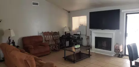 2220 Estrella Ct, Palmdale, CA 93550 photo 7