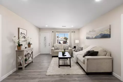 43744 Beech Ave, Lancaster, CA 93534 photo 5