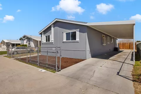 45465 E 25th St N #131, Lancaster, CA 93535 photo 1