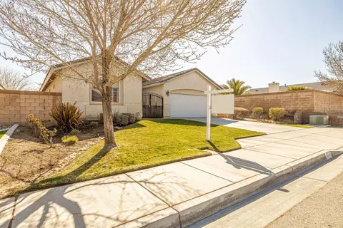 42920 Edson Ave, Lancaster, CA 93536 photo 31