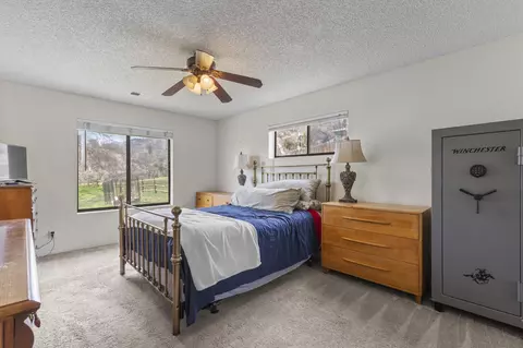 24451 Hart Dr, Tehachapi, CA 93561 photo 17