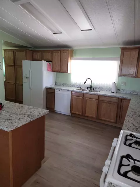 1030 E Avenue S 3 #.., Palmdale, CA 93550 photo 8
