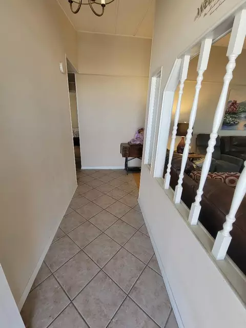 1030 E Avenue S 3 #.., Palmdale, CA 93550 photo 2