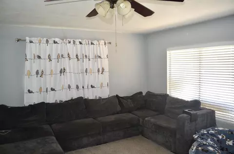 107 Welch Ct, Tehachapi, CA 93561 photo 6