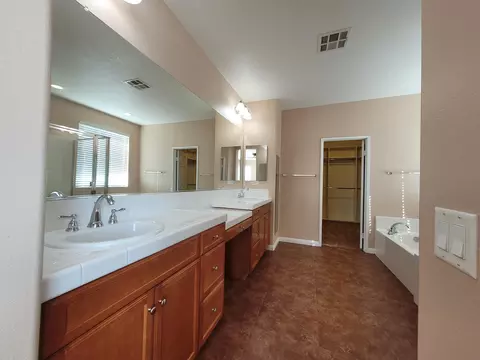 43220 Hampton St, Lancaster, CA 93536 photo 42