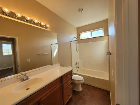 43220 Hampton St, Lancaster, CA 93536 photo 56