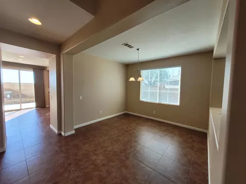 43220 Hampton St, Lancaster, CA 93536 photo 12